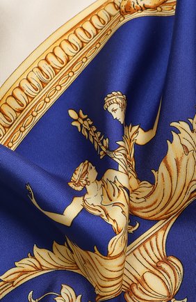 Женский шелковый платок VERSACE синего цвета по цене 32700 руб., арт. IF09001/IT02619 | Фото 2 Женский шелковый платок VERSACE синего цвета, арт. IF09001/IT02619 | Фото 2