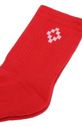 Детские хлопковые носки MARCELO BURLON KIDS OF MILAN красного цвета, арт. B/MB/6010/7010 | Фото 2 (Материал: Текстиль, Хлопок; Кросс-КТ: Носки; Статус проверки: Проверено, Проверена категория)