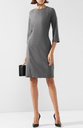 Женское шерстяное платье с круглым вырезом KITON серого цвета по цене 209000 руб., арт. D40307K00308 | Фото 2 Женское шерстяное платье с круглым вырезом KITON серого цвета, арт. D40307K00308 | Фото 2 (Рукава: 3/4; Материал внешний: Шерсть; Длина Ж (юбки, платья, шорты): До колена; Случай: Повседневный)