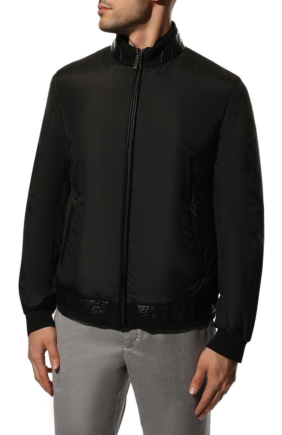 Мужской утепленный шелковый бомбер ZILLI черного цвета, арт. MAQ-B0ND0-30036/1002/AMIS | Фото 3 (Кросс-КТ: Куртка; Материал внешний: Шелк; Материал утеплителя: Шерсть; Рукава: Длинные; Принт: Без принта; Мужское Кросс-КТ: утепленные куртки, Верхняя одежда; Длина (верхняя одежда): Короткие; Стили: Кэжуэл; Статус проверки: Проверена категория)