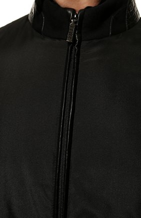 Мужской утепленный шелковый бомбер ZILLI черного цвета, арт. MAQ-B0ND0-30036/1002/AMIS | Фото 5 (Кросс-КТ: Куртка; Материал внешний: Шелк; Материал утеплителя: Шерсть; Рукава: Длинные; Принт: Без принта; Мужское Кросс-КТ: утепленные куртки, Верхняя одежда; Длина (верхняя одежда): Короткие; Стили: Кэжуэл; Статус проверки: Проверена категория)