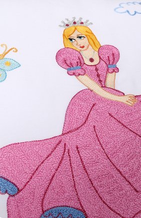 Детского подушка с вышивкой LORETTA CAPONI белого цвета по цене 22950 руб., арт. 182K15198301701 | Фото 3 Детского подушка с вышивкой LORETTA CAPONI белого цвета, арт. 182K15198301701 | Фото 3
