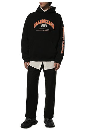 Мужские текстильные кроссовки track BALENCIAGA черного цвета по цене 79950 руб., арт. 542023/W1GB1 | Фото 2 Мужские текстильные кроссовки track BALENCIAGA черного цвета, арт. 542023/W1GB1 | Фото 2 (Материал внутренний: Текстиль; Материал внешний: Текстиль; Статус проверки: Проверена категория; Стили: Гранж; Подошва: Массивная; Материал утеплителя: Без утеплителя)