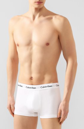 Мужские комплект из трех хлопковых боксеров CALVIN KLEIN разноцветного цвета по цене 4975 руб., арт. U2664G | Фото 2 Мужские комплект из трех хлопковых боксеров CALVIN KLEIN разноцветного цвета, арт. U2664G | Фото 2