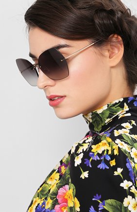 Женские солнцезащитные очки DOLCE & GABBANA серого цвета по цене 21200 руб., арт. 2204-12988G | Фото 2 Женские солнцезащитные очки DOLCE & GABBANA серого цвета, арт. 2204-12988G | Фото 2