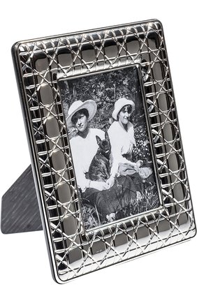 Рамка для фотографии russian cut TSAR серебряного цвета, арт. 4620913 | Фото 1 (Статус проверки: Проверена категория; Ограничения доставки: fragile-2)