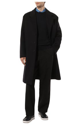 Мужской шерстяной джемпер PRADA синего цвета по цене 63000 руб., арт. UMM984-C5W-F0SVF | Фото 2 Мужской шерстяной джемпер PRADA синего цвета, арт. UMM984-C5W-F0SVF | Фото 2