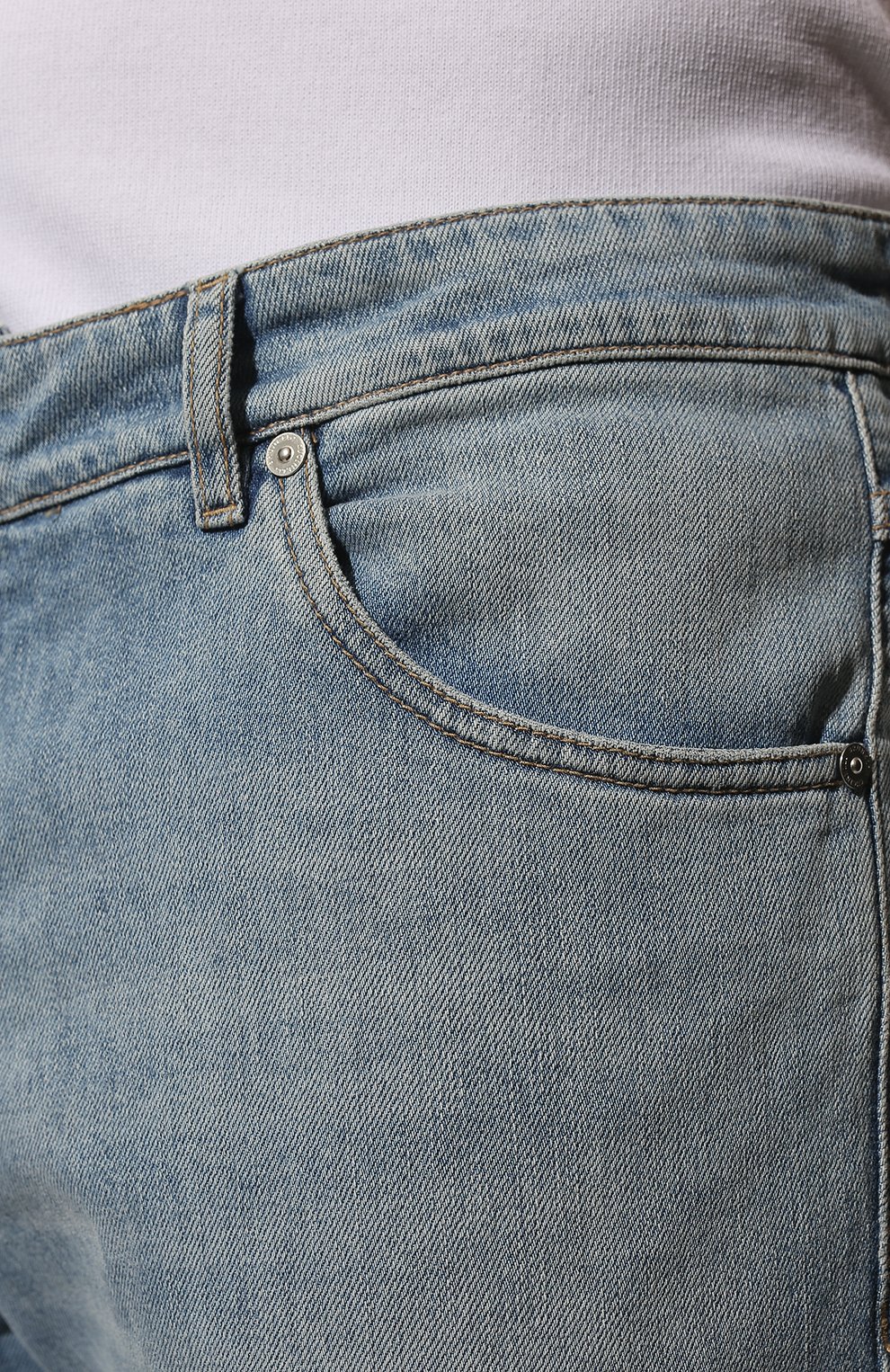 Мужские джинсы BRUNELLO CUCINELLI голубого цвета, арт. M283PJ2010 | Фото 5 (Силуэт М (брюки): Прямые; Кросс-КТ: Деним; Длина (брюки, джинсы): Стандартные; Материал внешний: Хлопок, Деним; Статус проверки: Проверена категория)