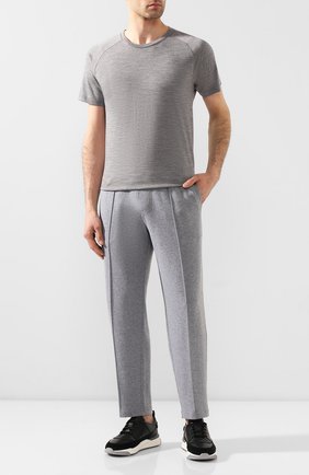 Мужская шерстяная футболка Z ZEGNA серого цвета по цене 19950 руб., арт. V8390/ZZT653 | Фото 2 Мужская шерстяная футболка Z ZEGNA серого цвета, арт. V8390/ZZT653 | Фото 2