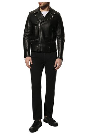 Мужская кожаная куртка SAINT LAURENT черного цвета, арт. 484284/Y5YA2 | Фото 2 (Мужское Кросс-КТ: Куртка-верхняя одежда, Кожа и замша, Верхняя одежда; Рукава: Длинные; Длина (верхняя одежда): Короткие; Материал подклада: Купро; Кросс-КТ: Куртка; Статус проверки: Проверена категория; Материал внешний: Натуральная кожа)