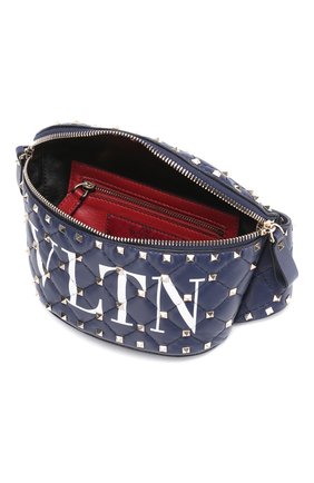 Женская сумка-пояс valentino garavani rockstud spike VALENTINO темно-синяя цвета, арт. RW2B0B46/XQC купить в ЦУМ | Фото №4 Сумка-пояс Valentino Garavani Rockstud Spike Valentino темно-синяя цвета | Фото №4