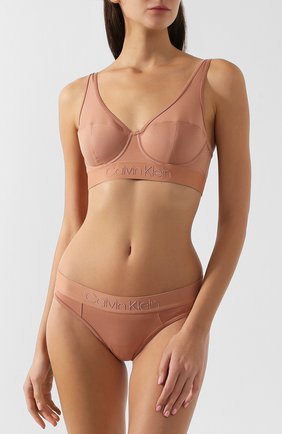 Женский бюстгальтер с мягкой чашкой CALVIN KLEIN бежевого цвета по цене 4995 руб., арт. QF4947E | Фото 2 Женский бюстгальтер с мягкой чашкой CALVIN KLEIN бежевого цвета, арт. QF4947E | Фото 2