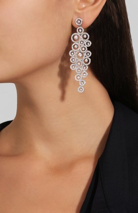 Женские серьги creativity SWAROVSKI серебряного цвета по цене 14980 руб., арт. 5408280 | Фото 2 Женские серьги creativity SWAROVSKI серебряного цвета, арт. 5408280 | Фото 2