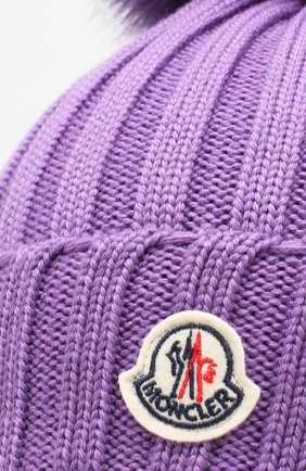 Шерстяная шапка с помпоном из меха песца Moncler, фиолетового цвета, арт. E1-093-00219-00-03510 в ЦУМ | Фото №3 Шерстяная шапка с помпоном из меха песца Moncler фиолетового цвета | Фото №3