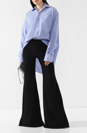 Женские черные расклешенные брюки из хлопка Vetements, арт. WSS197009 купить в ЦУМ | Фото №2 Расклешенные брюки из хлопка Vetements черные | Фото №2