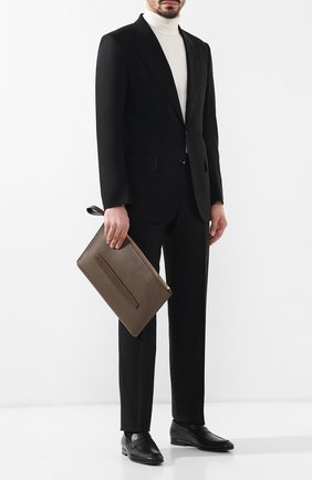 Мужская кожаная папка для бумаг TOM FORD хаки цвета по цене 86500 руб., арт. H0271T-CP5 | Фото 2 Мужская кожаная папка для бумаг TOM FORD хаки цвета, арт. H0271T-CP5 | Фото 2