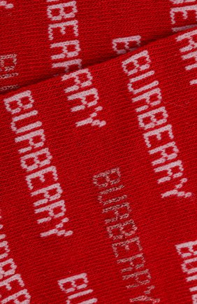 Детские носки с логотипом бренда BURBERRY красного цвета по цене 4405 руб., арт. 4078176 | Фото 2 Детские носки с логотипом бренда BURBERRY красного цвета, арт. 4078176 | Фото 2