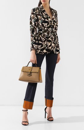 Женская сумка piazza medium BOTTEGA VENETA бежевая цвета, арт. 543205/V0EK4 купить в ЦУМ | Фото №2 Сумка Piazza medium Bottega Veneta бежевая цвета | Фото №2