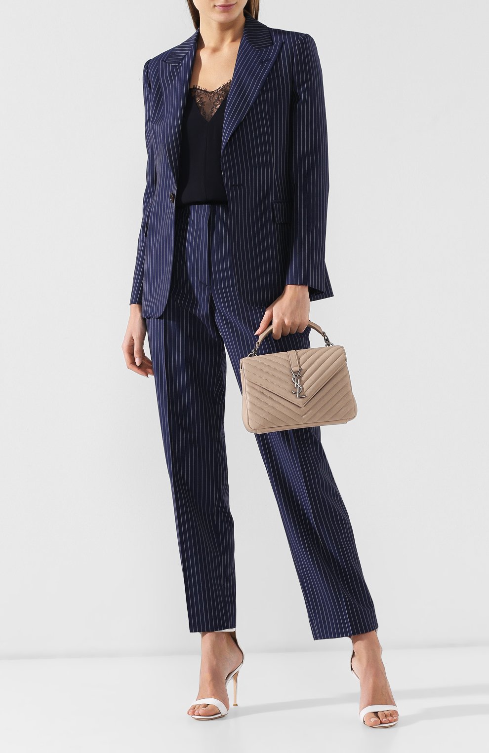 Женская сумка collège monogram medium SAINT LAURENT кремовая цвета, арт. 487213/BRM04 купить в ЦУМ | Фото №2 Сумка Collège Monogram medium Saint Laurent кремовая цвета | Фото №2