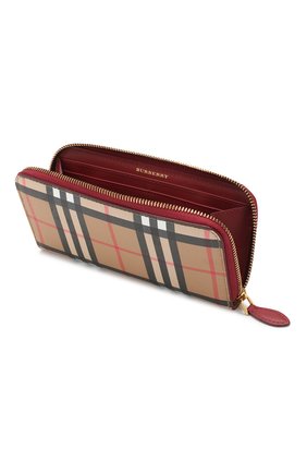 Кожаный кошелек Burberry, красного цвета, арт. 8005389 в ЦУМ | Фото №3 Кожаный кошелек Burberry красного цвета | Фото №3