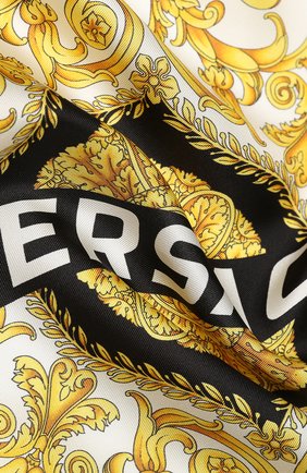 Женский разноцветный шелковый платок Versace, арт. IF07001/IT03067 купить в ЦУМ | Фото №2 Шелковый платок Versace разноцветный | Фото №2