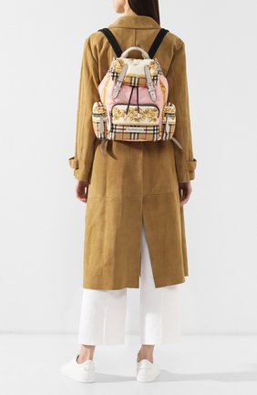 Женский бежевый рюкзак rucksack Burberry, арт. 4078769 купить в ЦУМ | Фото №2 Рюкзак Rucksack Burberry бежевый | Фото №2