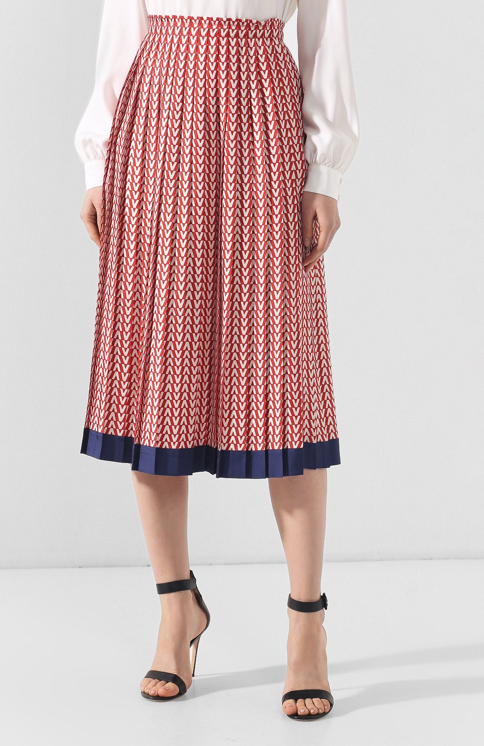 Женская красная шелковая юбка Valentino, арт. RB3RA4B94EK купить в ЦУМ | Фото №3 Шелковая юбка Valentino красная | Фото №3