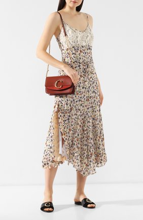 Женский клатч chloé c CHLOÉ светло-коричневого цвета по цене 77950 руб., арт. CHC19SS192A37 | Фото 2 Женский клатч chloé c CHLOÉ светло-коричневого цвета, арт. CHC19SS192A37 | Фото 2