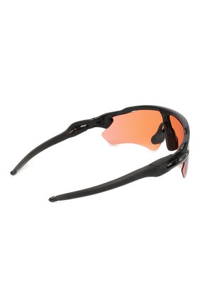Женские разноцветные солнцезащитные очки Oakley, арт. 9208-920804 купить в ЦУМ | Фото №4 Солнцезащитные очки Oakley разноцветные | Фото №4