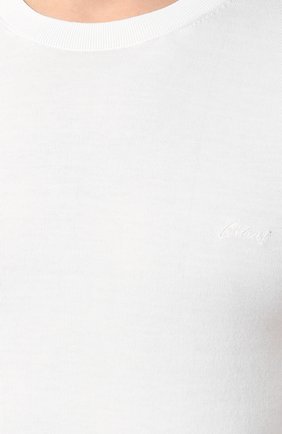 Мужская хлопковая футболка BRIONI белого цвета, арт. UMR00L/P8K34 | Фото 5 (Принт: Без принта; Рукава: Короткие; Длина (для топов): Стандартные; Мужское Кросс-КТ: Футболка-одежда; Материал внешний: Хлопок; Стили: Кэжуэл)