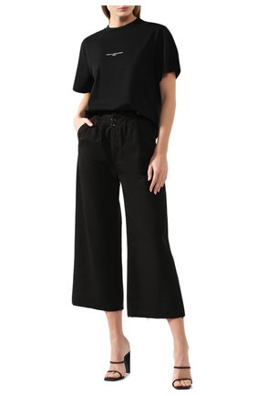 Женская хлопковая футболка STELLA MCCARTNEY черного цвета по цене 21250 руб., арт. 511240/SMW21 | Фото 2 Женская хлопковая футболка STELLA MCCARTNEY черного цвета, арт. 511240/SMW21 | Фото 2