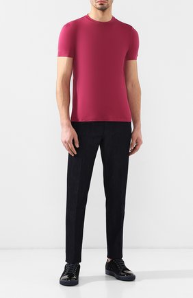 Мужская хлопковая футболка GIORGIO ARMANI малинового цвета по цене 26750 руб., арт. 3GST53/SJEJZ | Фото 2 Мужская хлопковая футболка GIORGIO ARMANI малинового цвета, арт. 3GST53/SJEJZ | Фото 2 (Мужское Кросс-КТ: Футболка-одежда; Длина (для топов): Стандартные; Материал внешний: Хлопок; Рукава: Короткие; Принт: Без принта; Стили: Кэжуэл)