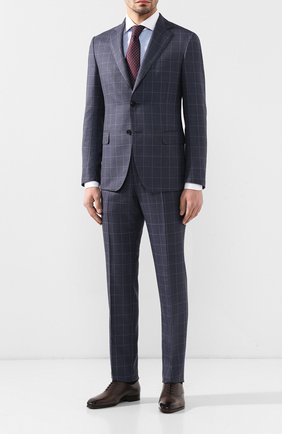 Мужская хлопковая сорочка TOM FORD голубого цвета по цене 57250 руб., арт. 5FT192/94SWAX | Фото 2 Мужская хлопковая сорочка TOM FORD голубого цвета, арт. 5FT192/94SWAX | Фото 2 (Статус проверки: Проверена категория, Проверено; Мужское Кросс-КТ: Сорочка-одежда; Длина (для топов): Стандартные; Материал внешний: Хлопок; Рукава: Длинные; Принт: Однотонные; Случай: Формальный; Манжеты: На пуговицах; Воротник: Акула; Региональные ограничения белый список (Axapta Mercury): RU)