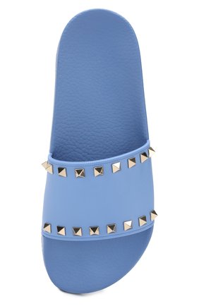 Женские голубые резиновые шлепанцы valentino garavani rockstud Valentino, арт. RW2S0076/PVS купить в ЦУМ | Фото №5 Резиновые шлепанцы Valentino Garavani Rockstud Valentino голубые | Фото №5