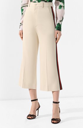 Женские кремовые укороченные брюки с лампасами Gucci, арт. 523250/ZKR01 купить в ЦУМ | Фото №3 Укороченные брюки с лампасами Gucci кремовые | Фото №3