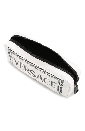 Женская черно-белая поясная сумка 90s versace vintage Versace, арт. DV3G688/DNYVER купить в ЦУМ | Фото №4 Поясная сумка 90s Versace Vintage Versace черно-белая | Фото №4