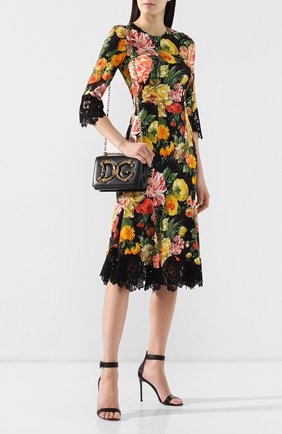 Женская сумка dg girls DOLCE & GABBANA черного цвета по цене 135000 руб., арт. BB6498/AZ801 | Фото 2 Женская сумка dg girls DOLCE & GABBANA черного цвета, арт. BB6498/AZ801 | Фото 2 (Материал: Натуральная кожа; Сумки-технические: Сумки через плечо; Женское Кросс-КТ: Вечерняя сумка; Ремень/цепочка: На ремешке; Размер: small; Статус проверки: Проверена категория)