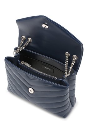 Женская сумка monogram loulou small SAINT LAURENT синего цвета по цене 124000 руб., арт. 494699/DV726 | Фото 4 Женская сумка monogram loulou small SAINT LAURENT синего цвета, арт. 494699/DV726 | Фото 4
