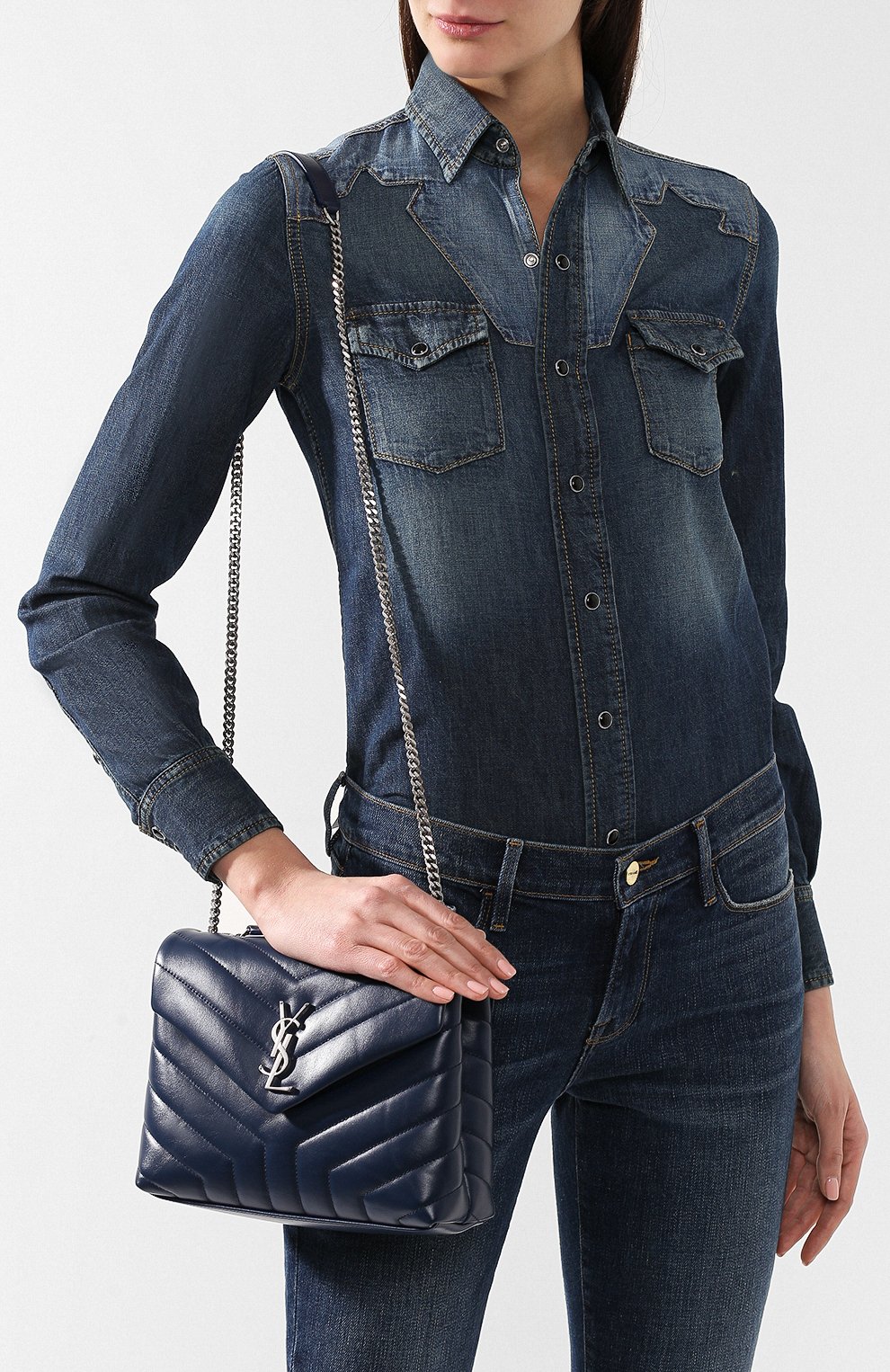 Женская сумка monogram loulou small SAINT LAURENT синего цвета по цене 124000 руб., арт. 494699/DV726 | Фото 5 Женская сумка monogram loulou small SAINT LAURENT синего цвета, арт. 494699/DV726 | Фото 5