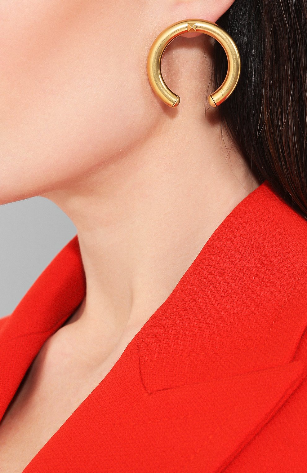 Женские золотые серьги Valentino, арт. RW0J0C20/MET купить в ЦУМ | Фото №2 Серьги Valentino золотые | Фото №2