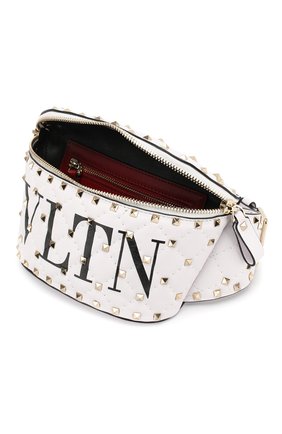 Женская сумка-пояс valentino garavani rockstud spike VALENTINO белая цвета, арт. RW2B0B46/XQC купить в ЦУМ | Фото №4 Сумка-пояс Valentino Garavani Rockstud Spike Valentino белая цвета | Фото №4