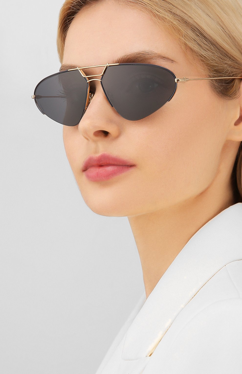 Женские солнцезащитные очки DIOR черного цвета по цене 29950 руб., арт. DI0RSTELLAIRE5 000 | Фото 2 Женские солнцезащитные очки DIOR черного цвета, арт. DI0RSTELLAIRE5 000 | Фото 2 (Тип очков: С/з; Статус проверки: Проверено, Проверена категория; Оптика Гендер: оптика-женское; Очки форма: Креативные, Авиаторы)