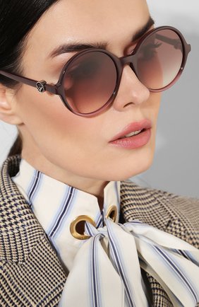 Женские фиолетовые солнцезащитные очки Fendi, арт. 0319/G 8CQ купить в ЦУМ | Фото №2 Солнцезащитные очки Fendi фиолетовые | Фото №2
