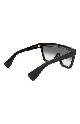 Женские черные солнцезащитные очки Loewe, арт. LW40012I 05B купить в ЦУМ | Фото №4 Солнцезащитные очки Loewe черные | Фото №4