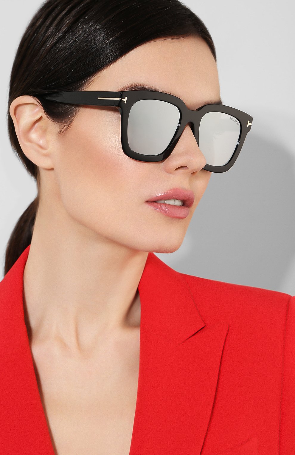 Женские солнцезащитные очки TOM FORD черного цвета по цене 25750 руб., арт. TF690 01C | Фото 2 Женские солнцезащитные очки TOM FORD черного цвета, арт. TF690 01C | Фото 2