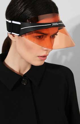 Женские оранжевые солнцезащитный козырек Dior, арт. DI0RCLUB1 DU9 купить в ЦУМ | Фото №2 Солнцезащитный козырек Dior оранжевые | Фото №2
