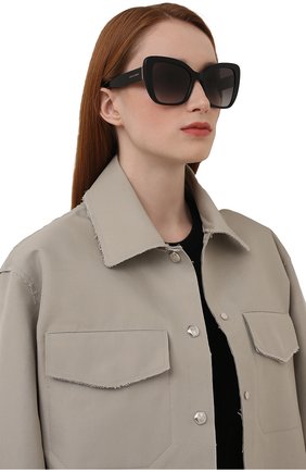 Женские черные солнцезащитные очки Dolce & Gabbana, арт. 4348-501/8G купить в ЦУМ | Фото №2 Солнцезащитные очки Dolce & Gabbana черные | Фото №2