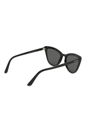 Женские солнцезащитные очки PRADA черного цвета по цене 17000 руб., арт. 01VS-1AB5S0 | Фото 4 Женские солнцезащитные очки PRADA черного цвета, арт. 01VS-1AB5S0 | Фото 4