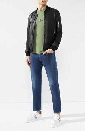 Мужская футболка из вискозы GIORGIO ARMANI хаки цвета по цене 35550 руб., арт. 3GST54/SJP4Z | Фото 2 Мужская футболка из вискозы GIORGIO ARMANI хаки цвета, арт. 3GST54/SJP4Z | Фото 2 (Вырез: Круглый; Длина (для топов): Стандартные; Статус проверки: Проверено, Проверена категория; Материал внешний: Вискоза; Рукава: Короткие; Принт: С принтом; Стили: Кэжуэл)
