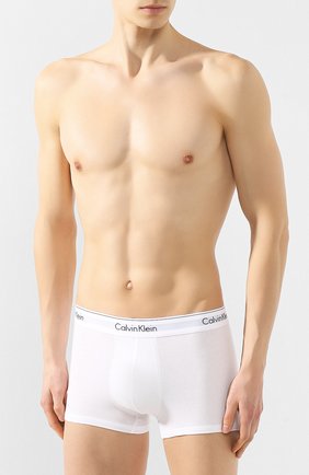 Мужские комплект из двух хлопковых боксеров CALVIN KLEIN белого цвета по цене 4750 руб., арт. NB1086A | Фото 2 Мужские комплект из двух хлопковых боксеров CALVIN KLEIN белого цвета, арт. NB1086A | Фото 2